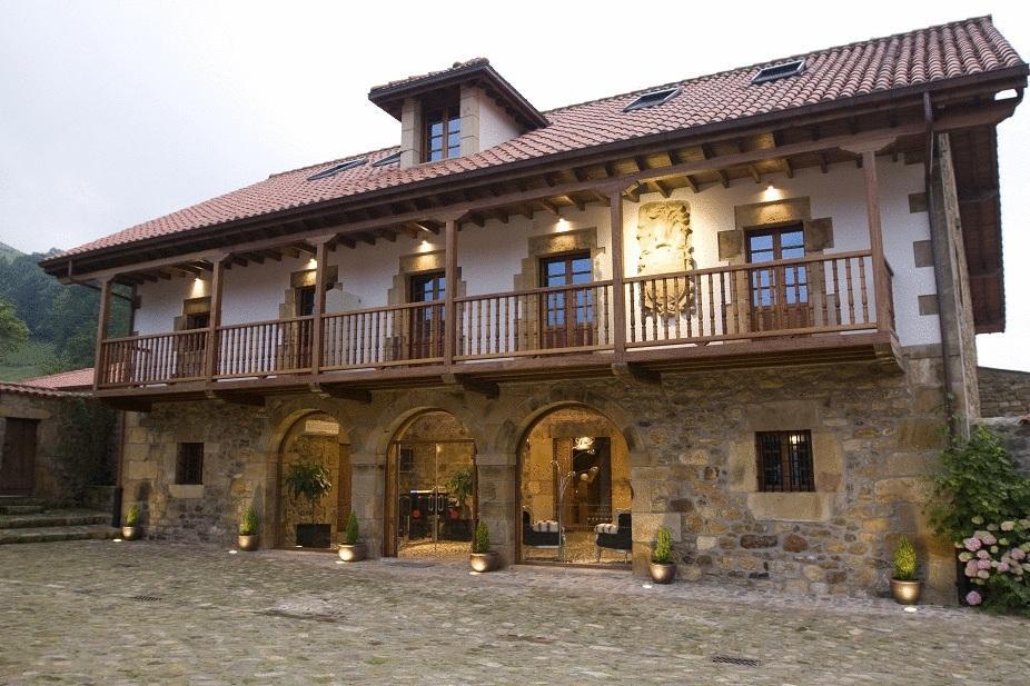 La Casona De Llerana Hotel Villacarriedo ภายนอก รูปภาพ